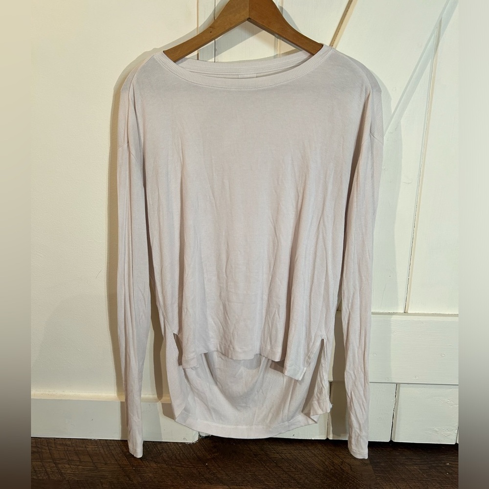 Athletic long sleeve